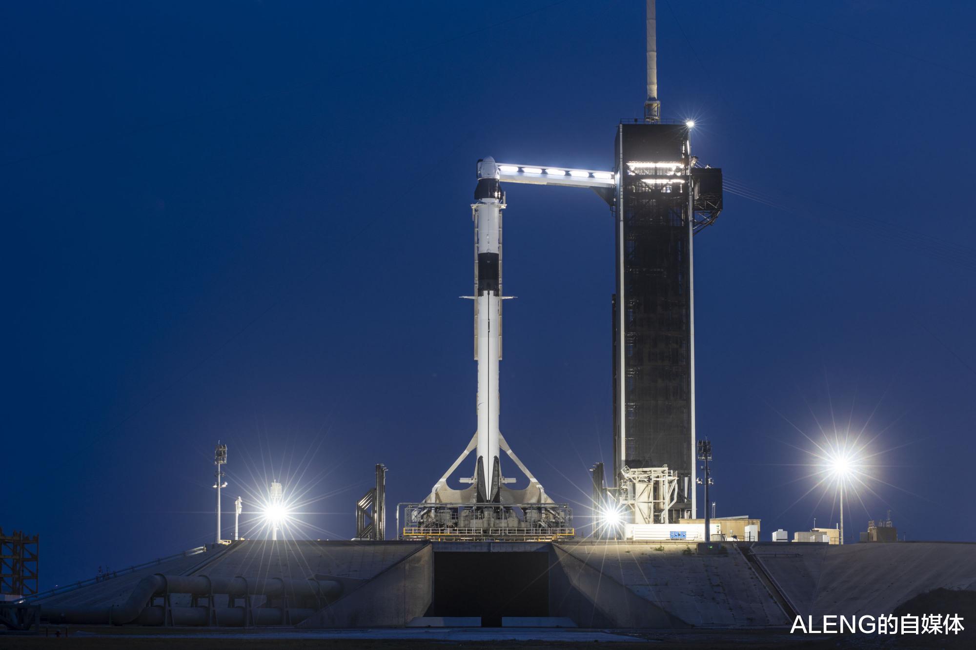 『外星人』马斯克的高光时刻：一文看懂Space X公司的首次载人发射