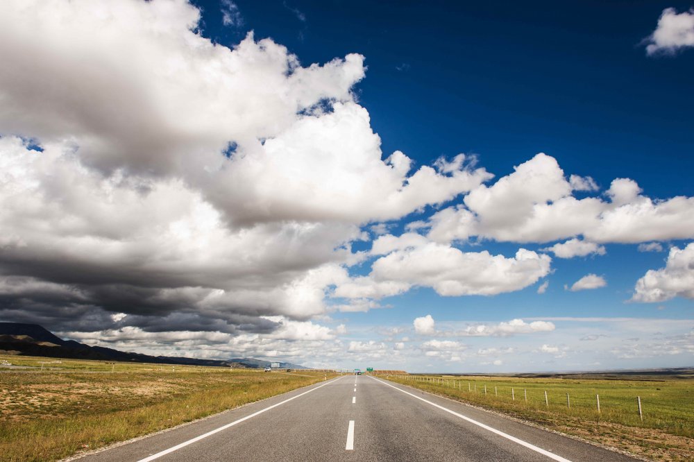 青海湖|世界上最美的云端天路,海拔4000米以上,每公里造价2.52亿!