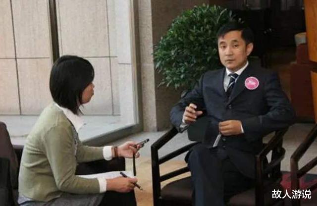 故人游说|他欠国内800亿，带明星女友和61亿逃亡国外，亲爹去世都不管