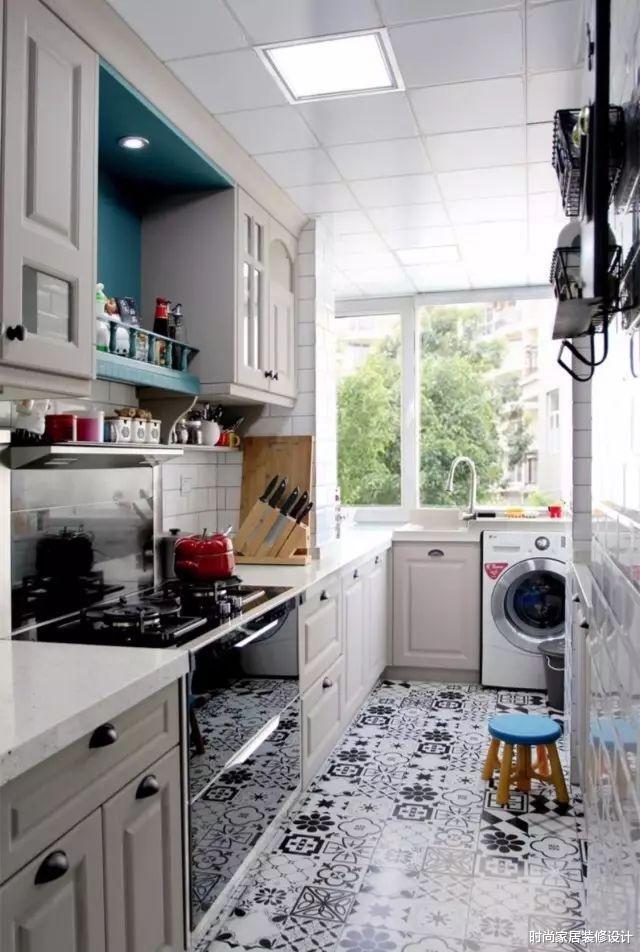 ：洗衣机放厨房、阳台、卫生间哪个地方好，看完才知道放这里好！