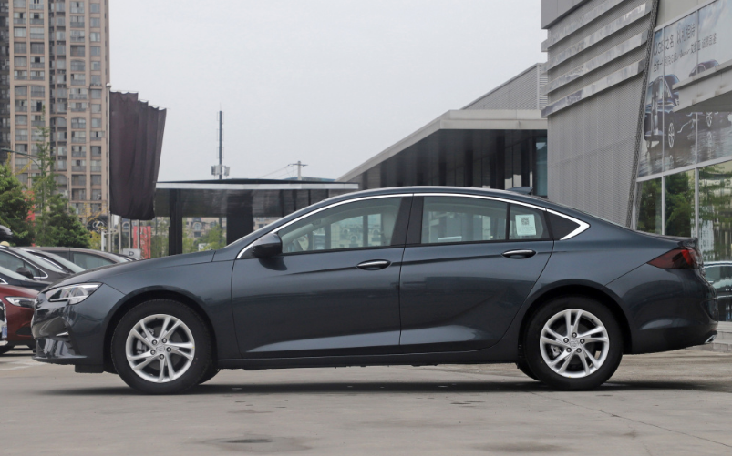 长安汽车|第五代别克君威来了，配2.0T+9AT，心里有数刚上市就优惠3万