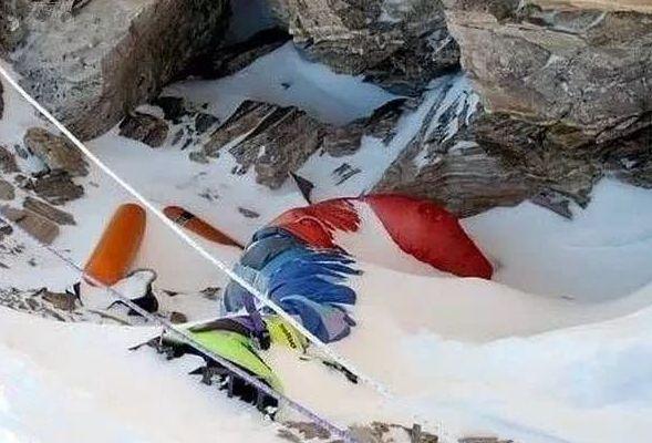 科学家：科学家发现冰封500年的少女，犹如“睡美人”，科学家：她是毒王