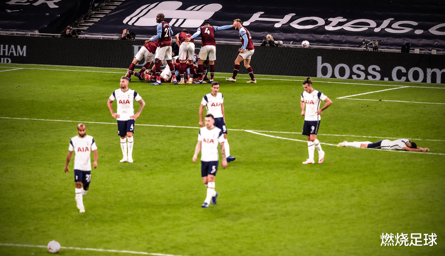 英超|灾难性首秀！贝尔回归英超首战惨遭嘲讽，2表情说明一切