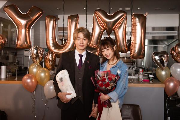 [林采薇]38岁男星求婚成功！现场带10条狗助阵，女方曾自曝是林俊杰前任