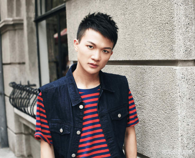 周深|好声音三次邀请他，高晓松为他花3年做专辑，登《歌手》后惹争议