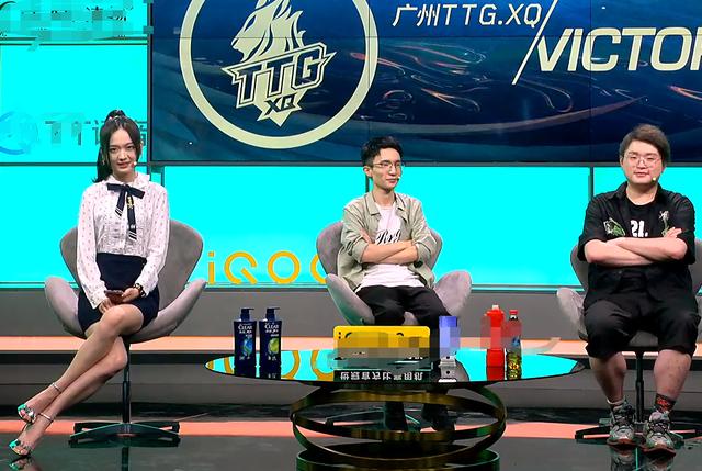 ag战队|WE干扰重大失误,AG七年声东击西偷家成功,梦泪激动直呼:内行