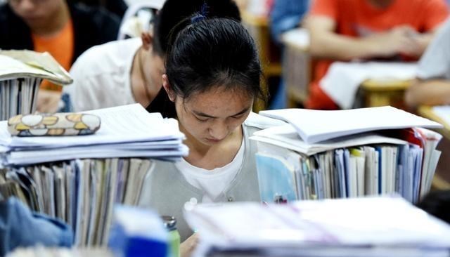 @目前已经确定，这些学生就算再“优秀”，今年高考也没机会了