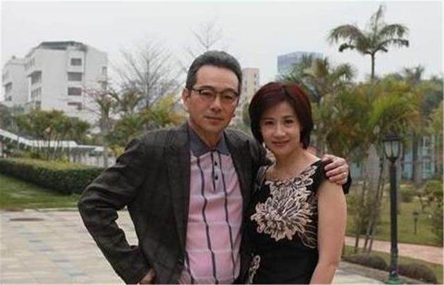 张晨光|为了娶她,著名演员张晨光,连送4年玫瑰,为生子做试管婴儿