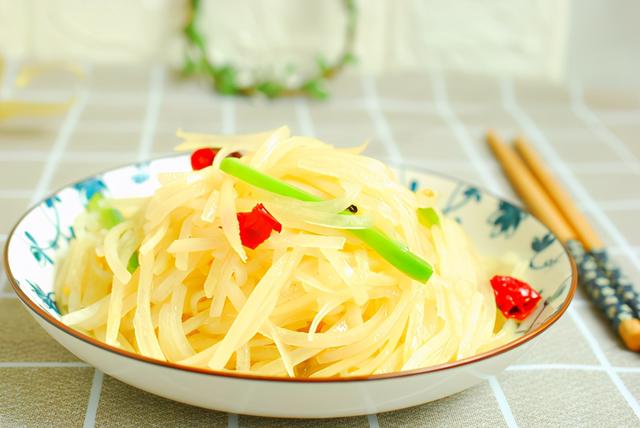土豆|秋季,土豆与它相克,再好吃也不要搭配吃,许多家长都不知道