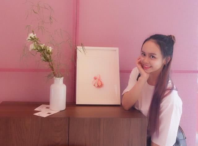 她是体操天才，9个月速成“双冠王”，19岁退役，二次发育成女神