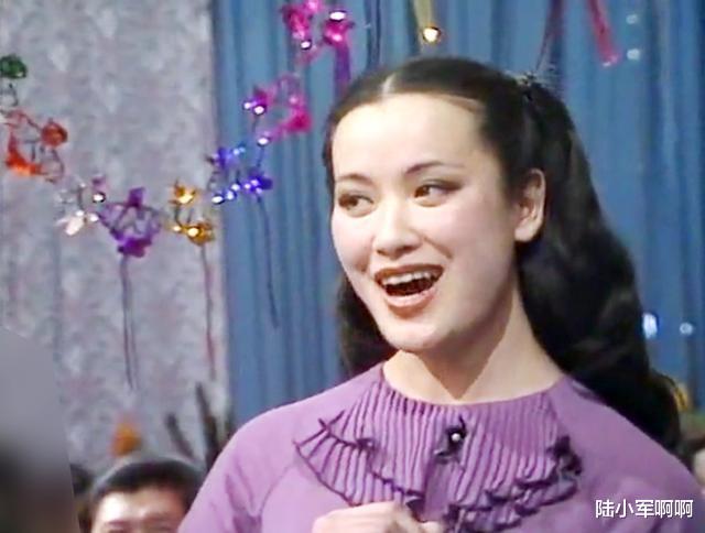 春晚|她是著名歌唱家，24岁登春晚爆红后远赴国外，56岁却客死异乡