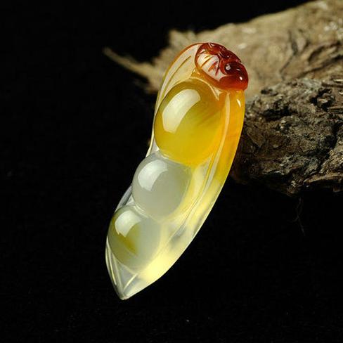 「玉髓」物以稀为贵——玉髓与翡翠的爱恨情仇