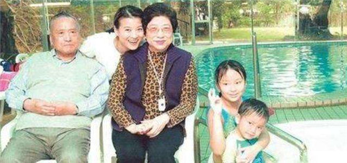 电影|他与发妻打拼20年成富豪，妻子去世后发誓不娶，随后却娶妻妹续弦