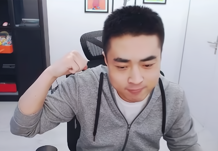 一阵雨|DNF:点一下挣7万!一阵雨连成2件改8,100%成功率看懵宝哥