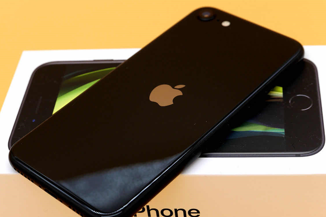 『全面屏』iPhone SE2深度体验报告：旧时代的残党，却依然上的了新时代的船！