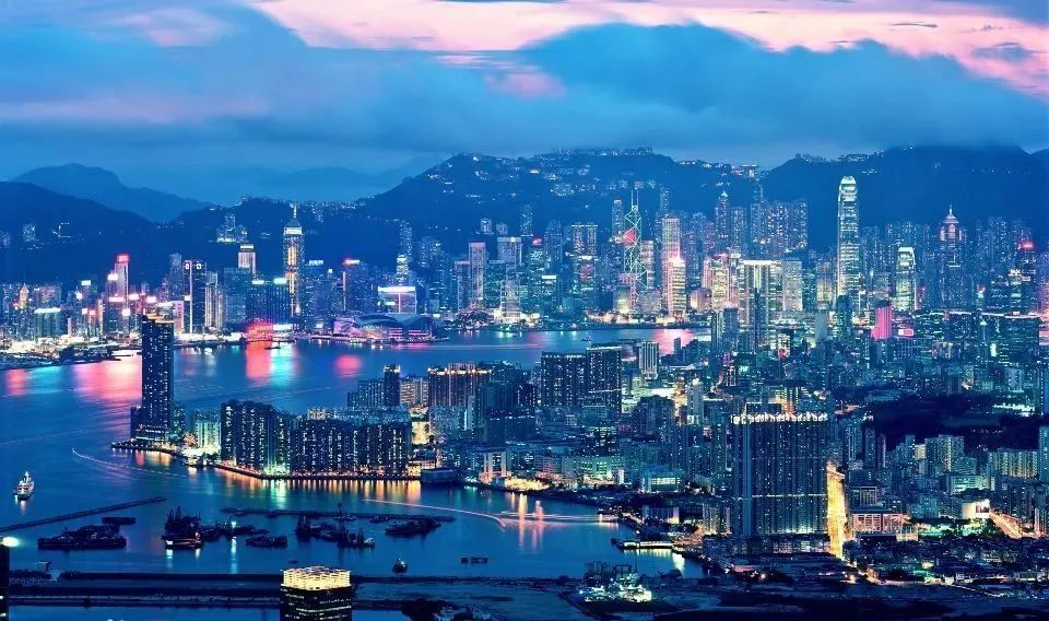 EMBA|突发！李嘉诚遭遇迎头一击！好戏才刚刚开始