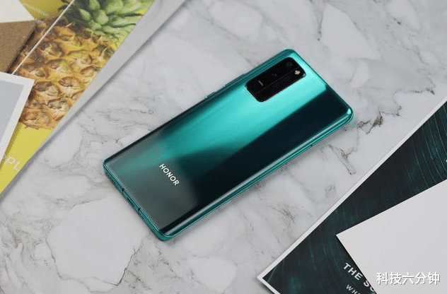 『华为荣耀』荣耀彻底发飙！90HZ刷新率+麒麟990+IMX700，比华为P40Pro更香