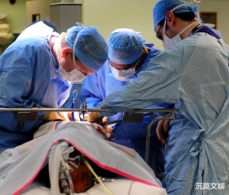 「科学家」新冠病毒再“变异”：科学家发现“最危险”毒株，全球很多国家正在传播