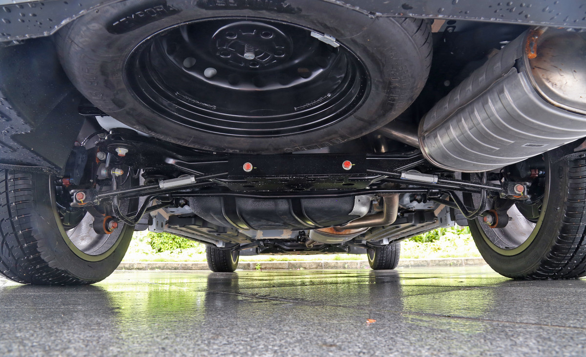 保研|被称为“公路坦克”,车顶可承重9吨,安全性不输沃尔沃,仅13W起