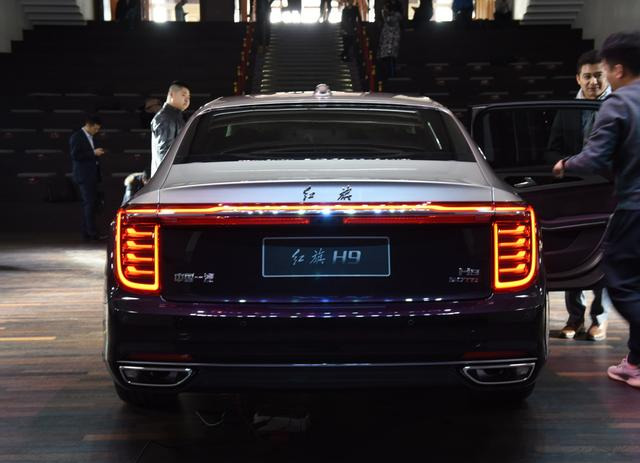 红旗汽车|红旗H9价格一出，网友一片哀鸿？车商无奈：你可能看得太片面