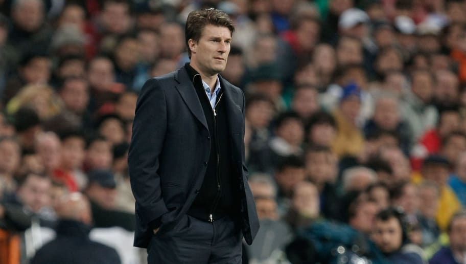 「皇家马德里」回顾皇马队史上25个球衣号码的最佳球员