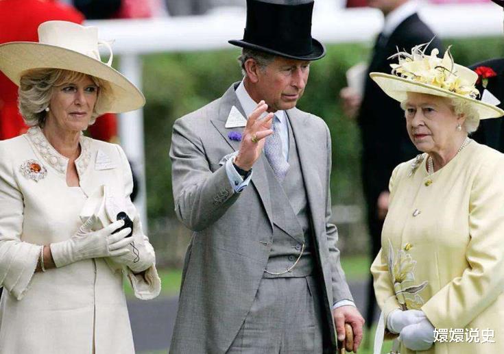 [音乐会]72岁卡米拉亮相音乐会！老态龙钟毫无贵族气质，还没女王有活力