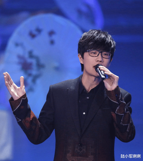 许嵩|他拒绝《我是歌手》三次邀约，坦言输赢无所谓，就是没兴趣进贵圈