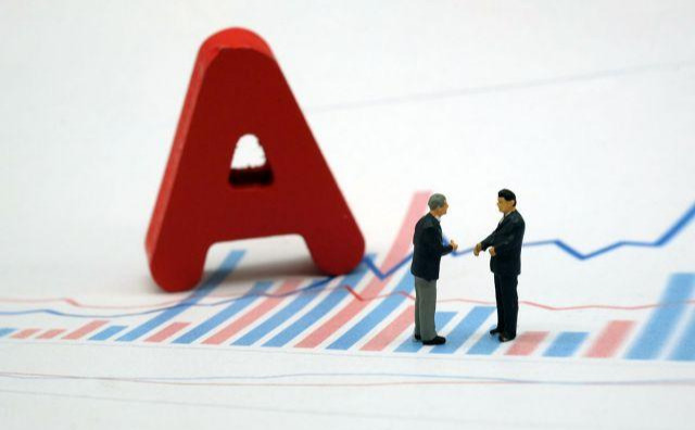 『股市』中国股市，A股将有“暴风雪”散落？牛市越来越远了？无法入睡 ！