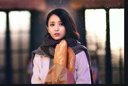 佟丽娅|陈思诚\牵手门\860天后，\被\离婚的佟丽娅，毫无征兆的\翻车\了
