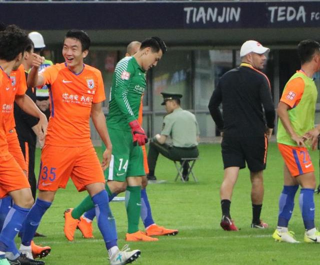 【山东鲁能】中超这支豪门太惨了：4外援仅1人能用，又1最强核心或将离队