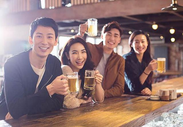 牛奶|酒精“最怕”的不是牛奶，而是这3样，酒前吃，女生也能千杯不醉