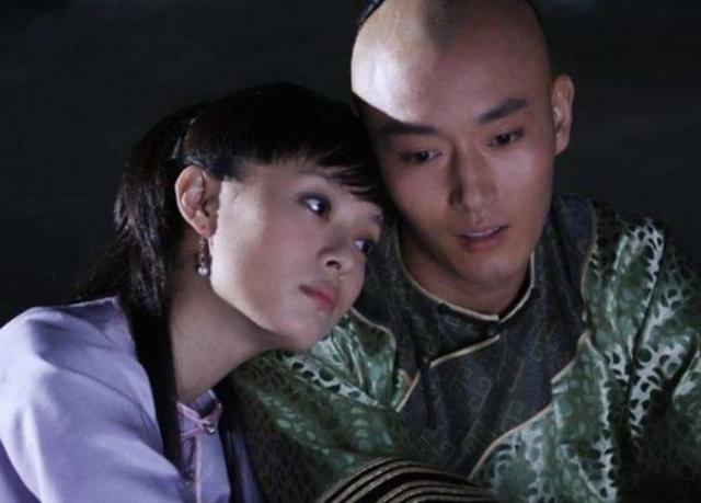 【甄嬛传】甄嬛传：皇上明知甄嬛与果郡王有私情，为何不杀她？胧月曾告诉他一个秘密