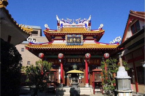 关羽|中国唯一不能修关帝庙的地方，方圆15里不准祭拜关羽，只因一个人