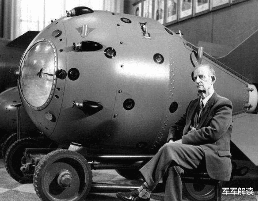 原子弹■当年投放原子弹的飞行员，想活命几乎不可能，到底是如何逃出的？