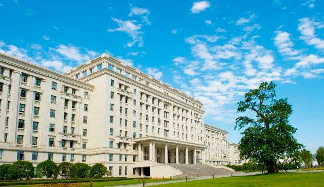 高校|华为选择合作的三所高校，都是国家“利器”，值得2020届考生报考