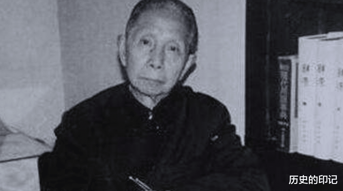 #蒋介石#他是蒋介石唯一女婿,也是我军特工,身份暴露后却无人敢抓