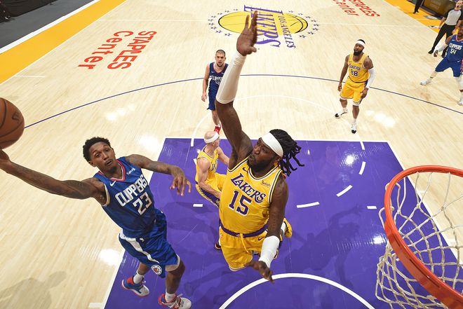 湖人队|为湖人打球很幸福,没人对我指手画脚!联手詹眉,他揭开快船丑态