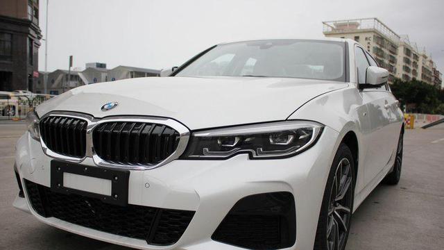 宝马3系|先花29万开宝马3系，再花23万买凯迪拉克ATSL，车主：两车差距不明显