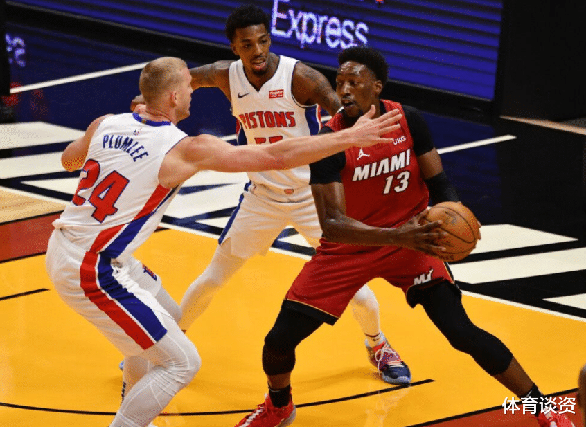 羅斯|轟23+4+4！32歲羅斯重回巔峰，12中8大爆發，成神射手帶格里芬贏球