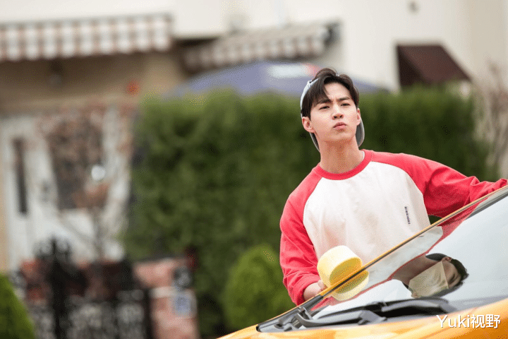 |华语歌曲过时了吗？为什么今天的歌手都喜欢创作英文歌曲