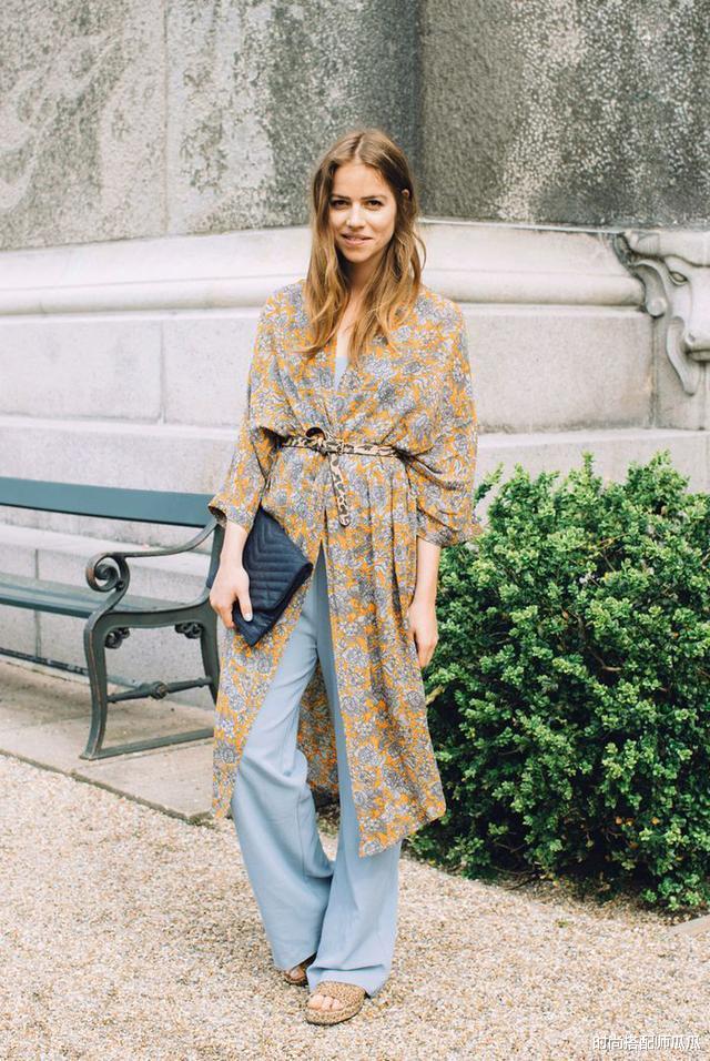 [防晒]涂防晒霜和打伞哪个更防晒？若想皮肤好，这件事你必须得知道