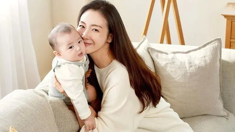 崔智友|45岁韩剧女王宣布复出!产后5个月,身材如25岁少女