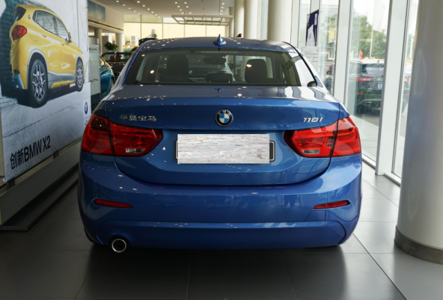 宝马一系|宝马打出“跳水价”，从20.3万降到15万，还等什么？