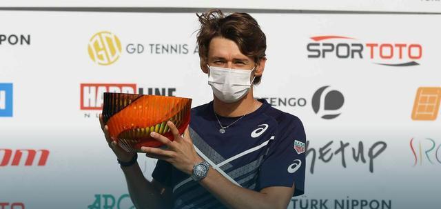atp|年仅21岁！他已经是4座ATP巡回赛男单冠军得主！