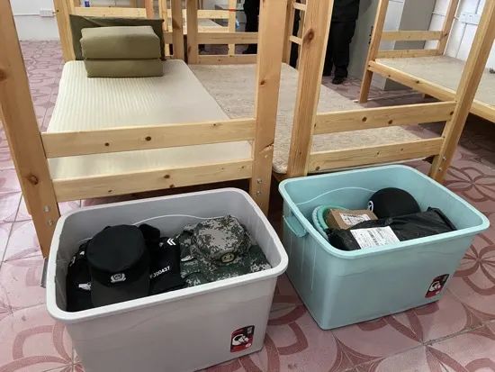 上游新闻|淮安袭警案始末：兄弟俩当着母亲面杀警