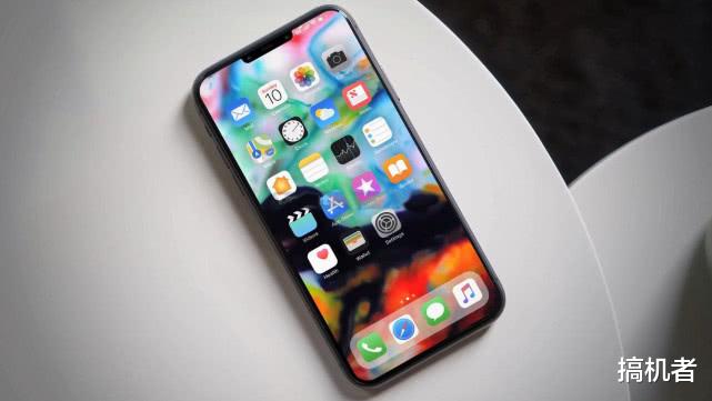 #苹果#iPhone12概念图：刘海缩短6.9寸大屏 感觉苹果不再保守了