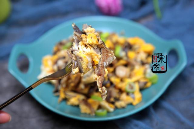 平菇：我家隔三差五吃这菜，5元1斤，常吃对身体好，孩子开学要多吃！