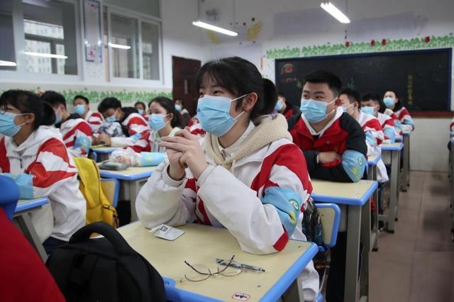 [四川省]教育厅最新通知，高三初三4月7日开学，网友：四川什么时候开？