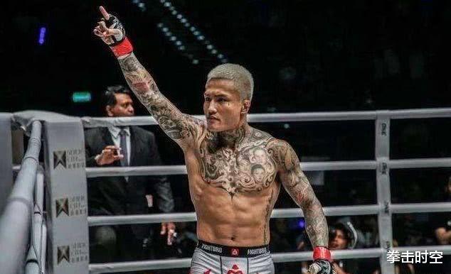 武僧一龙▲搏击专家爆料：中国嘴炮曾叫战武僧一龙，一龙没有吭声