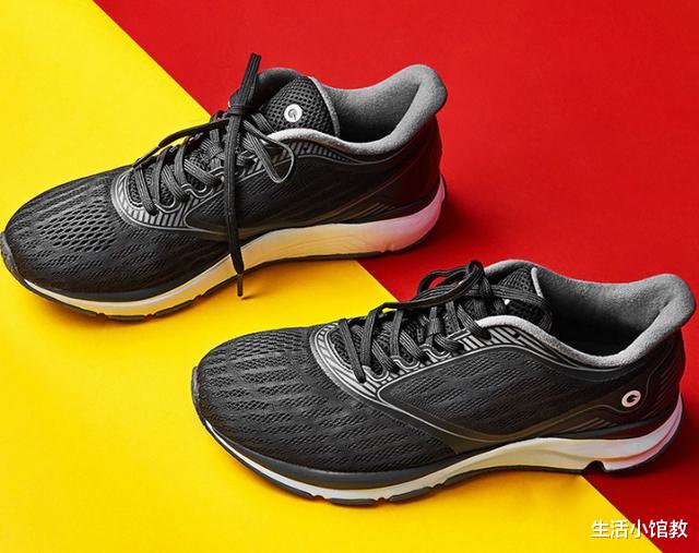 跑鞋|小米到底有多强!推89跑鞋叫板阿迪:因为一个logo,你多卖几百?